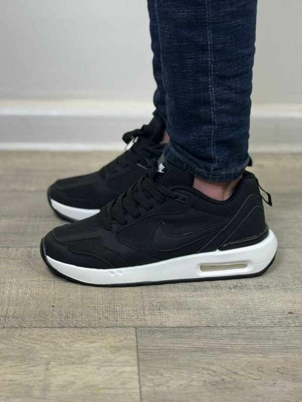 SOLE
