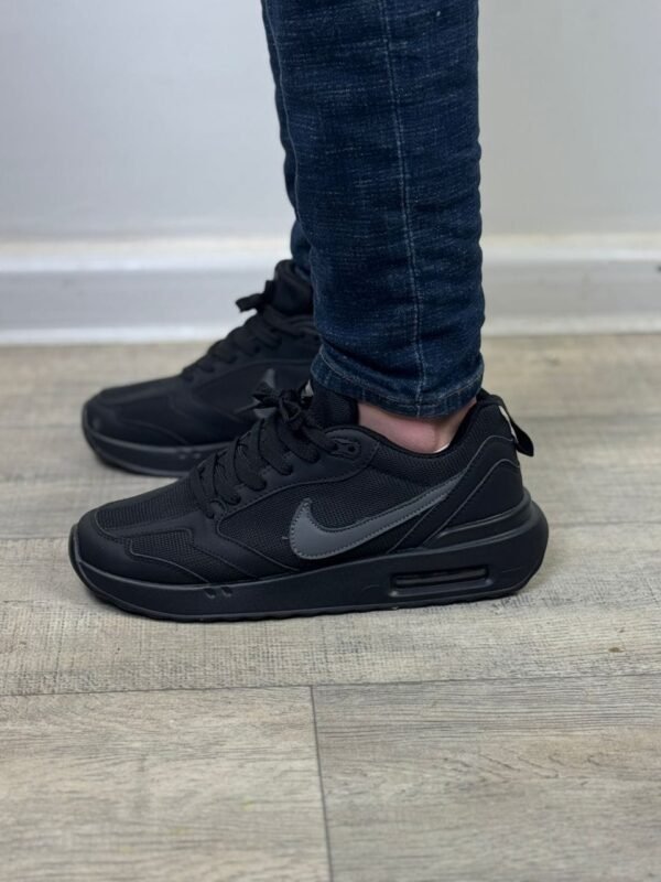SOLE — image 7