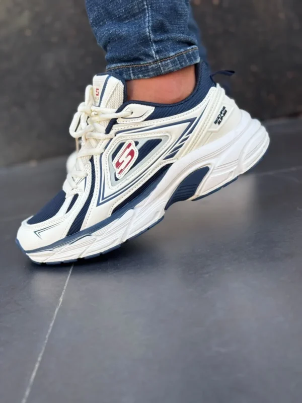 Skechers lite — image 5