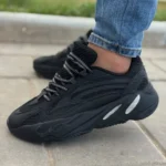 Yeezy700