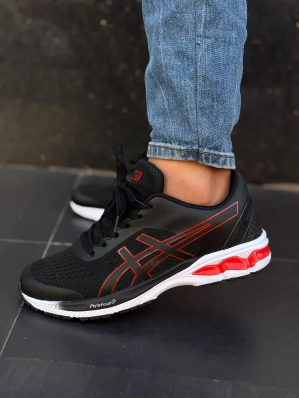 ASICS — image 7