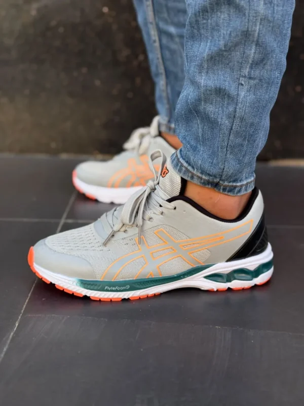 ASICS — image 5