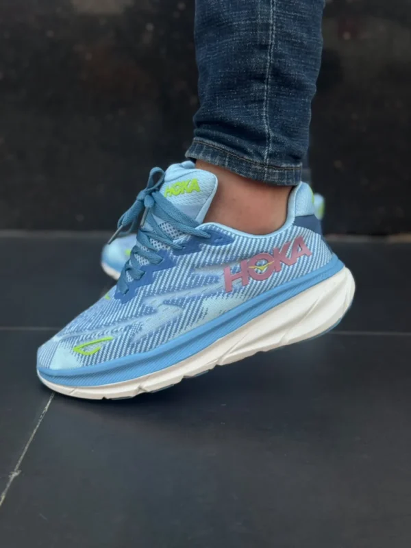 Hoka — image 3